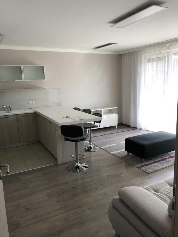 Ádám Guesthouse I. Kecskemét Extérieur photo