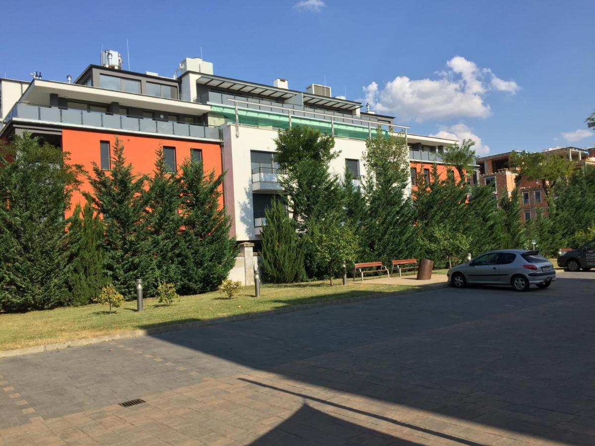 Ádám Guesthouse I. Kecskemét Extérieur photo